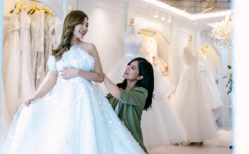 Emerging Trends in the Global Bridal Wear Industry: Customisation, Fabric Innovation and E-commerce Growth